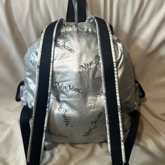 GUC Marc Jacobs The Ripstop Backpack - Picture 4 of 16